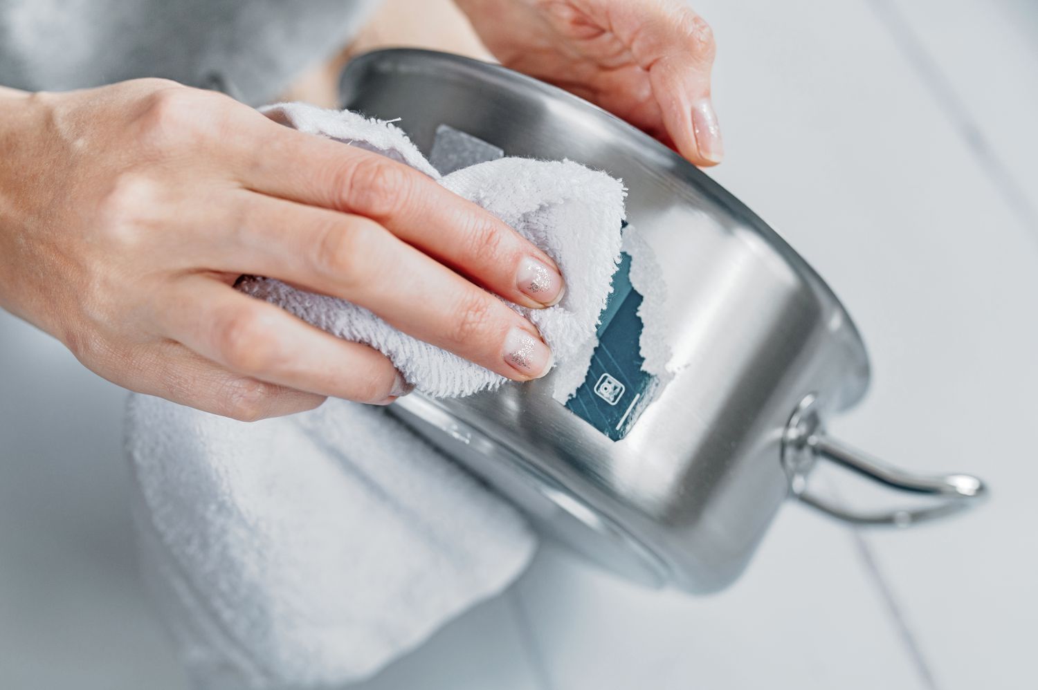 how to remove sticker residue from metal