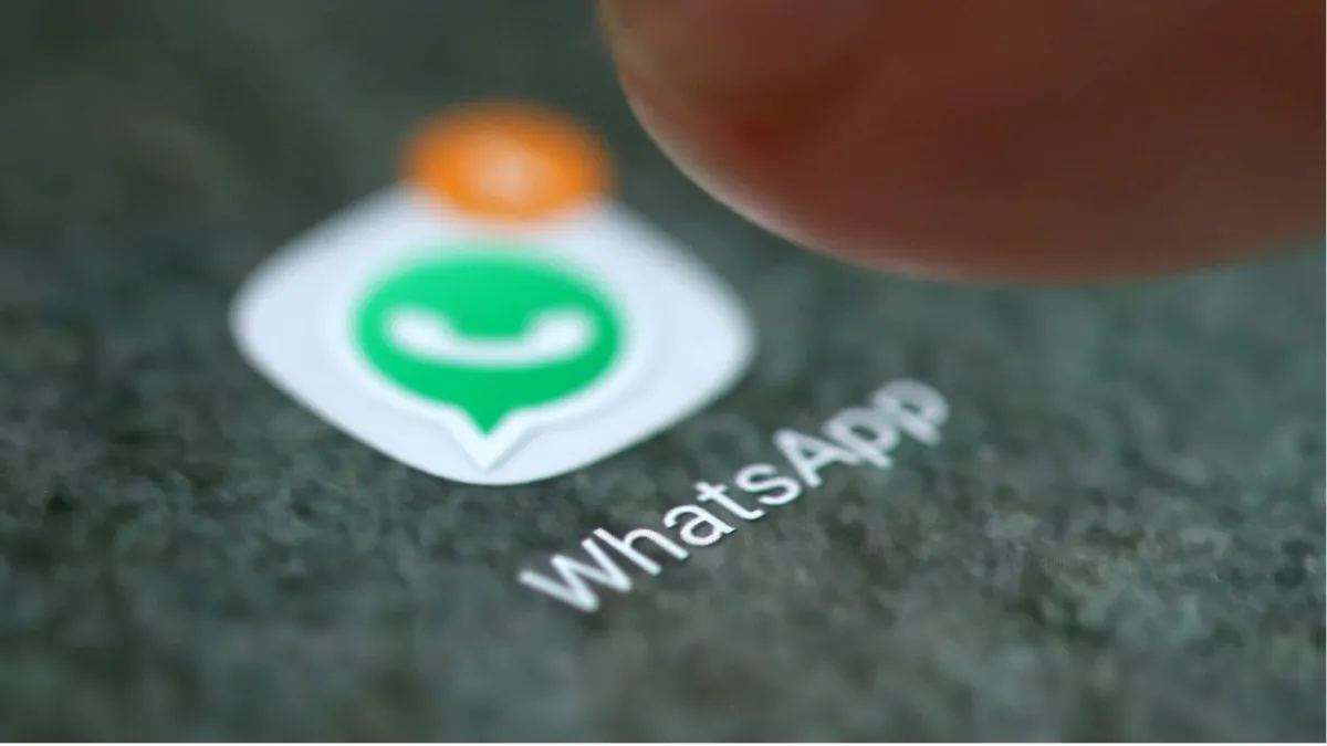 how to make whatsapp sticker from photo